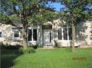 6725 W 126th Pl, Overland Park, KS 66209