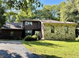 952 Street Rd, Oxford, PA 19363