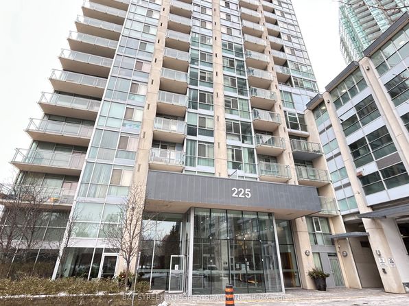 225 Webb Dr #1211, Mississauga, ON L5B 4P2