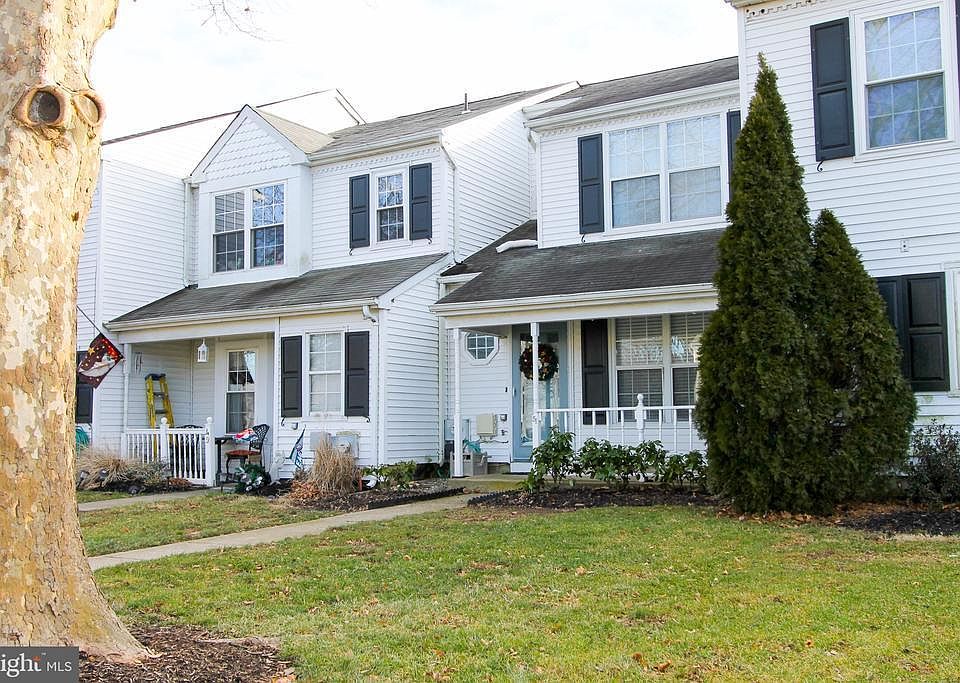 1st image of 51 Taylors Way