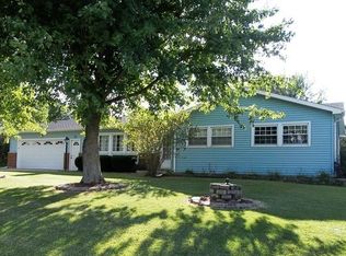 5438 S Mill Pond Rd, Rochelle, IL 61068