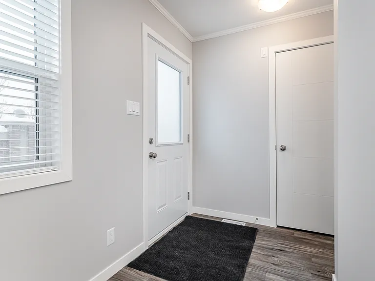 107 Thode Ave — Photo 30
