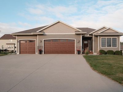 1839 5th Ave SE, Sioux Center, IA, 51250