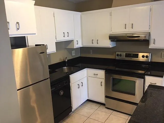 166 Quincy Shore Dr #122 — Photo 11