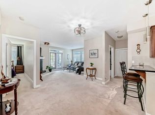 1005 A N Westmount Dr #102, Strathmore, AB T1P0C3