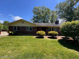 605 Elmwood Dr, Middlesboro, KY 40965