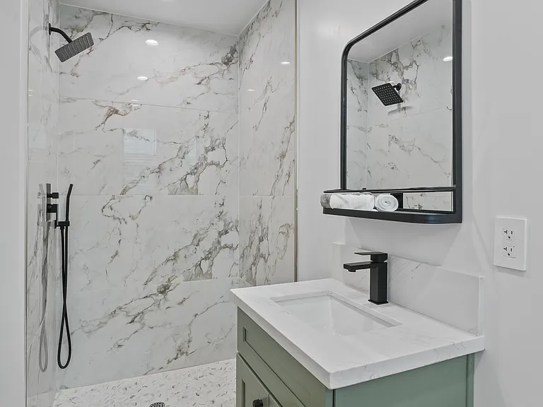 Private Bathroom (ensuite)