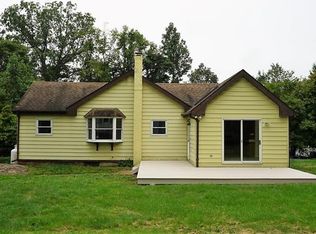 17 Geneva Dr, Carmel, NY 10512