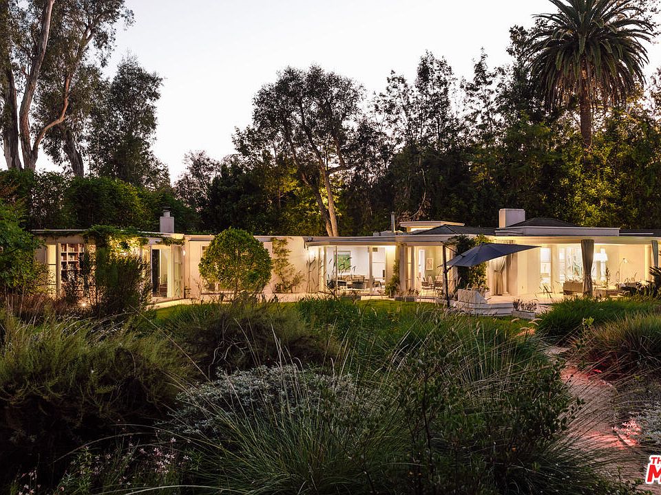 1st image of 101 Bel Air Rd