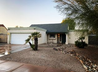 6102 W Gelding Dr, Glendale, AZ 85306