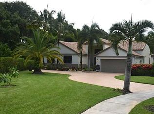 9461 Southern Orchard Rd, Fort Lauderdale, FL 33328