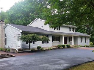 2296 Creamer Rd, Kingsville, OH 44048