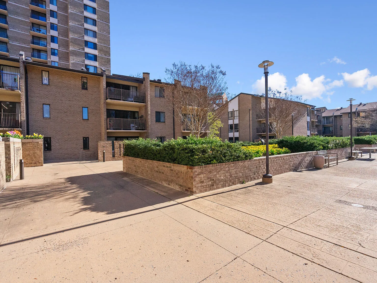 102 Monroe Street, #201, Rockville MD 20850 - 201 — Photo 2