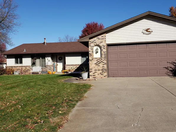 127 Jerry Liefert Dr, Monticello, MN 55362