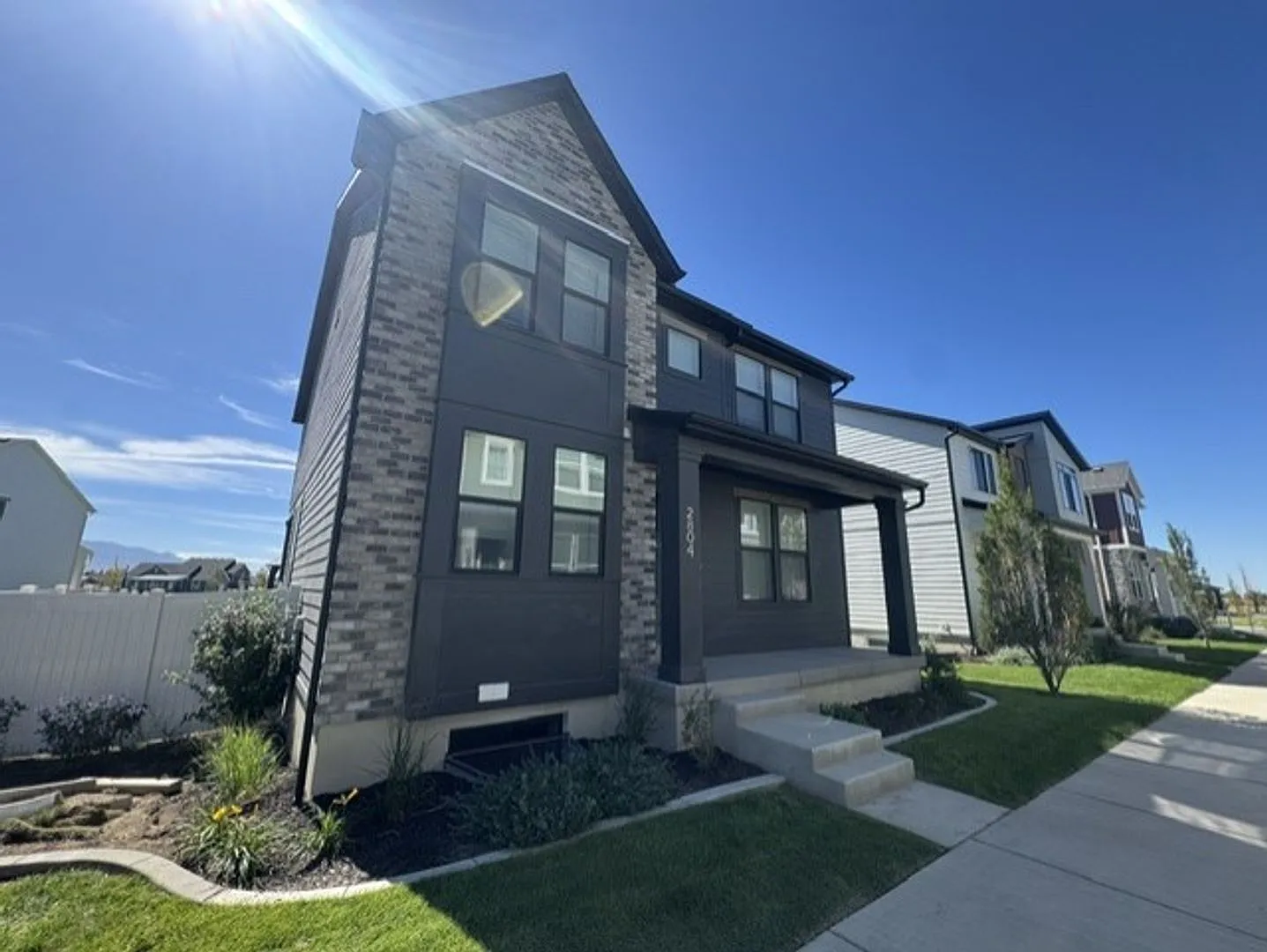2 Weeks Rent Free Spacious 4 Bed, 3 Bath Home for Rent in Ogden! — Photo 3