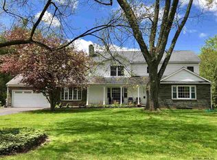 1143 Ruffner Rd, Niskayuna, NY 12309