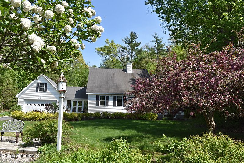 3rd image of 115 Chelsea Drive