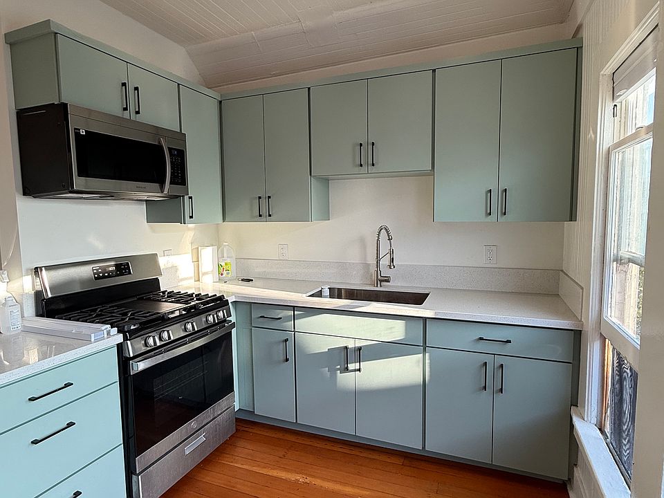 1st image of 2106 L St APT 4