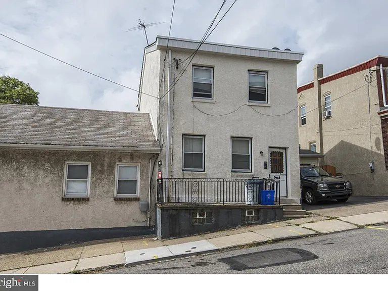 4144 Terrace St — Photo 2
