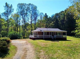 579 Priddy Farm Rd, Rural Hall, NC 27045