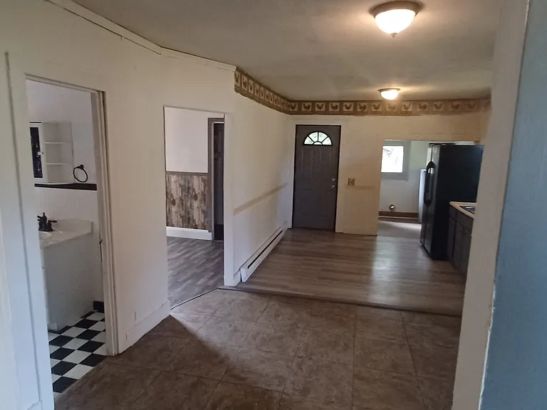 1202 Gatewood Rd — Photo 8