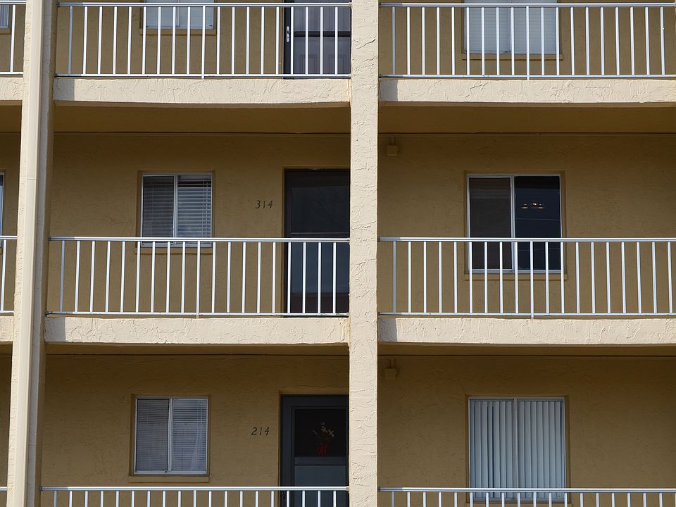 1st image of 3646 Lake Bayshore Dr