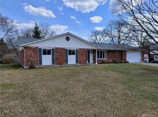 2095 Mohave Dr, Dayton, OH 45431