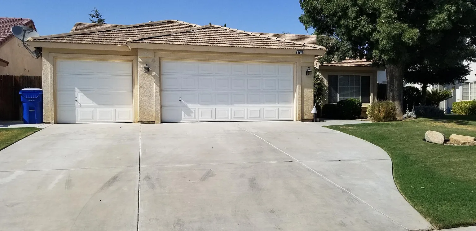 9914 Casa Del Sol Dr photo 1