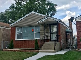 12514 S Honore St, Calumet Park, IL 60827