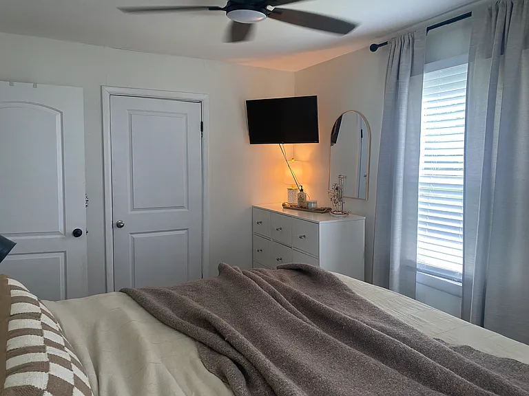 8027 Pelleaux Rd — Photo 16