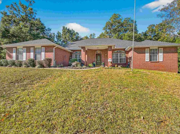 5733 Mill Pond Ln, Milton, FL 32583