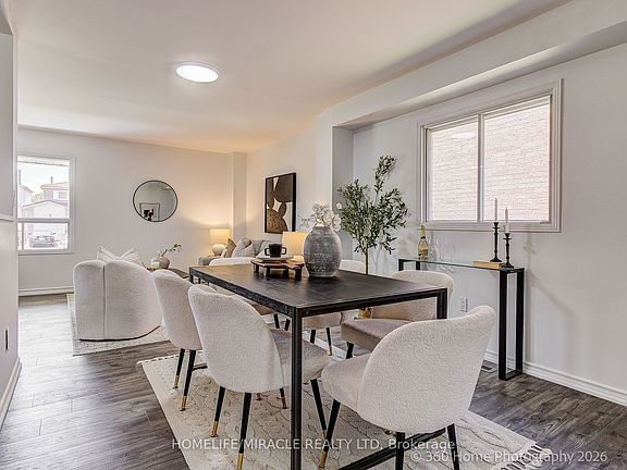 5th image of 25 Chalmers Cres
