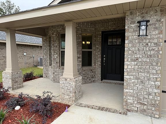 3rd image of 192 Ridgeway Cir