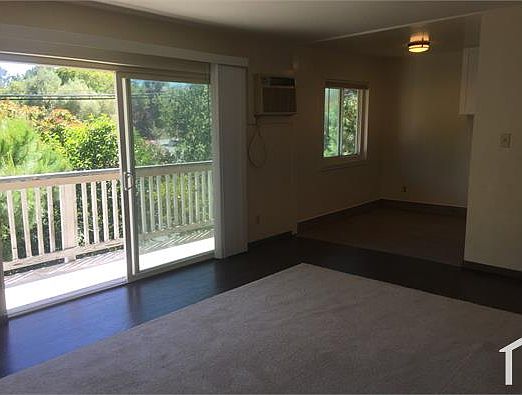 3rd image of 205 Muir Rd #C