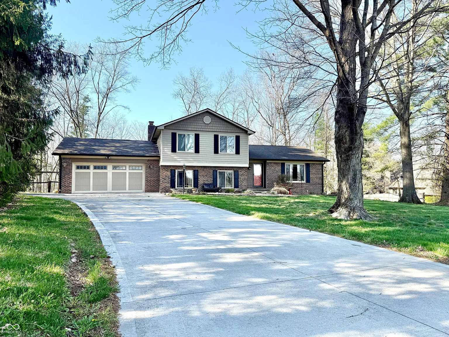 442 W Edgewood Dr photo 1
