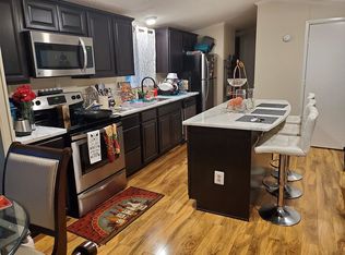 41 Tearose Dr, Middle River, MD 21220