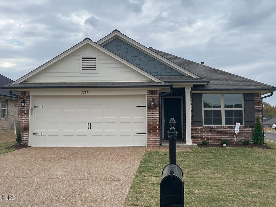 1st image of 1597 Cambria Dr