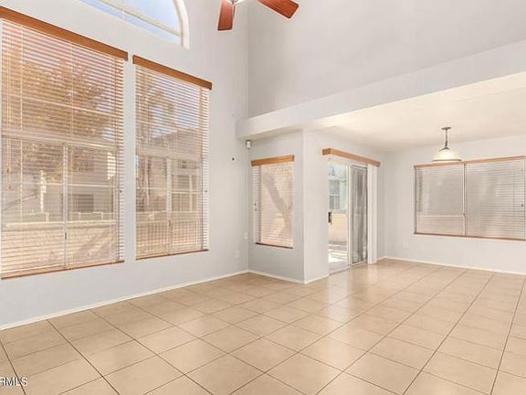 2nd image of 418 S Sunrise Dr