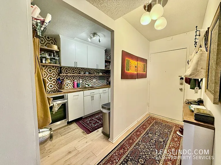 1311 Delaware Ave SW #S541 — Photo 2