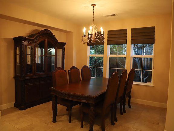 5th image of 4326 Creekview Dr