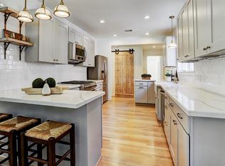 2331 Addison Rd, Houston, TX 77030