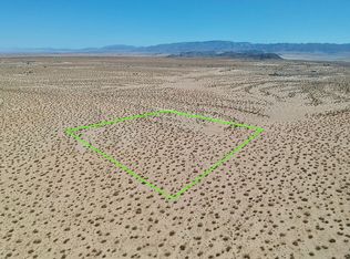 Saturn St, Joshua tree, CA 92252