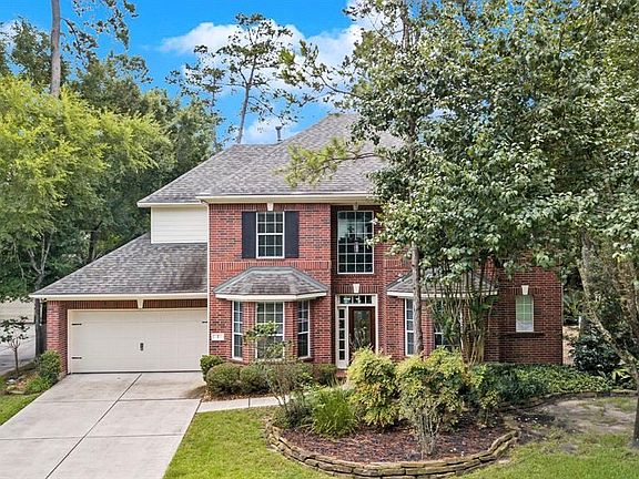 This magnificent upgraded home is located in the highly sought-after section of The Woodlands on a charming and friendly cul-de-sac street.