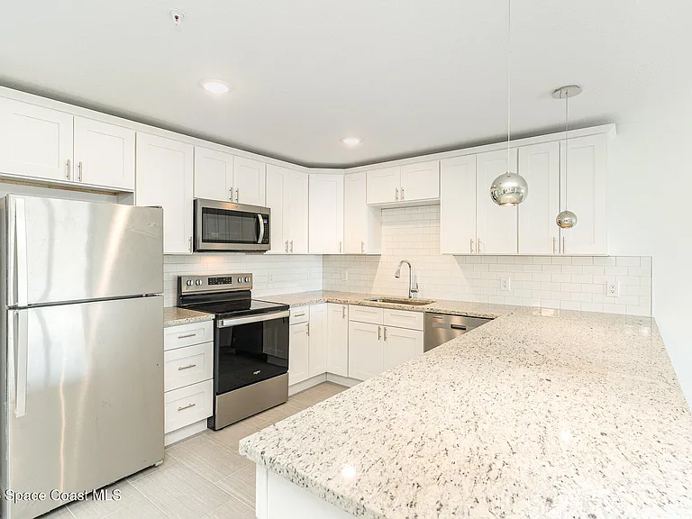 1635 Par St NE #2202 — Photo 13
