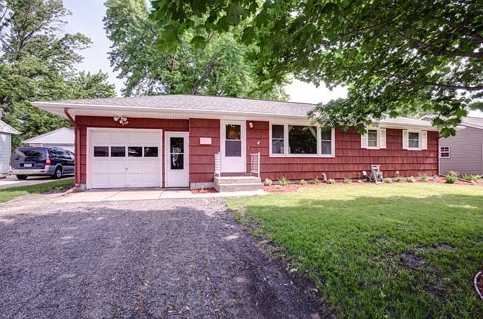 1st image of 308 N Redwood Dr