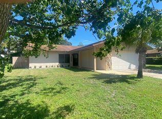 4008 Kimpton Pl, Largo, FL 33771