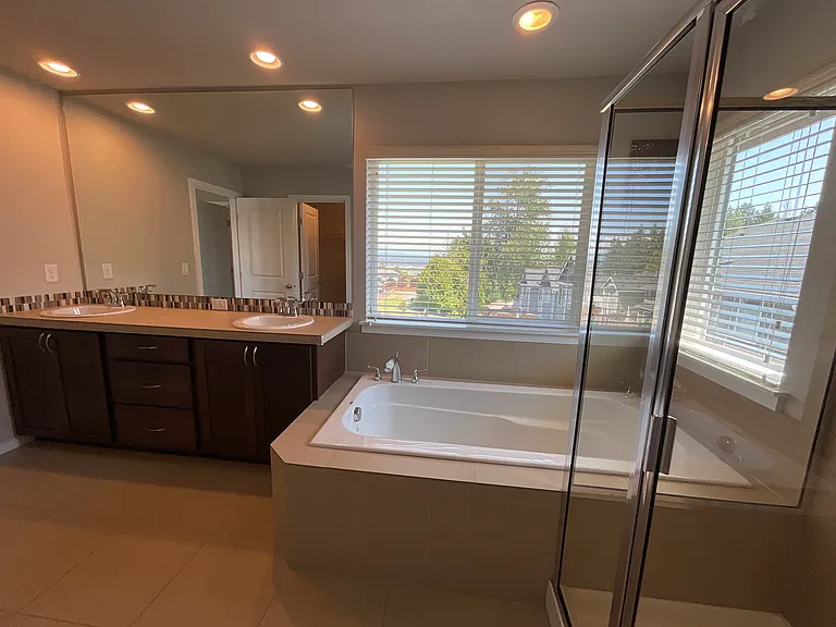 9303 31st Dr SE — Photo 22