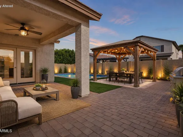 11838 W JESSIE Lane, Sun City, AZ 85373