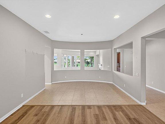 4th image of 80610 Prestwick Pl