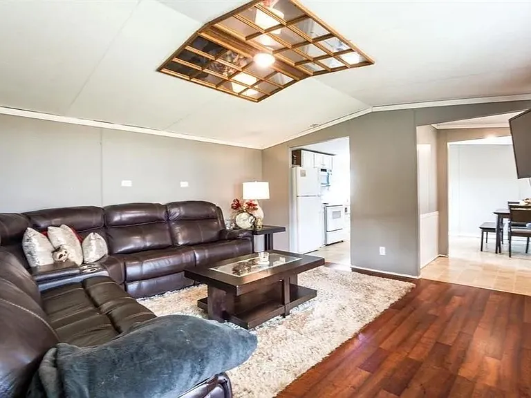 505 Road 5202 — Photo 10